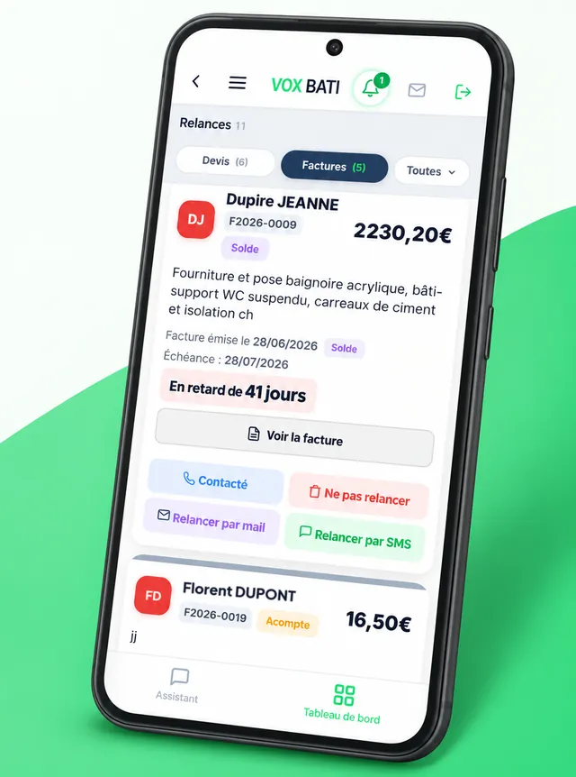 Écran des relances VOX BATI : facture en retard avec les boutons Relancer par mail et Relancer par SMS
